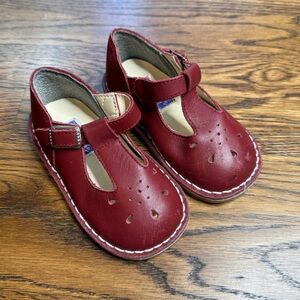 L'Amour Girls Joy Red Leather T-Strap Mary Kanes Kids Dress Shoes 8-9